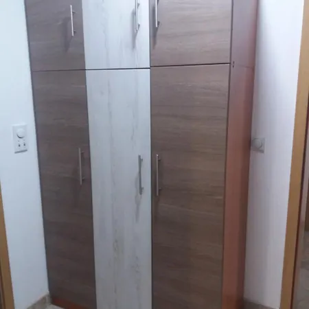 Bed and breakfast Elas 4*
