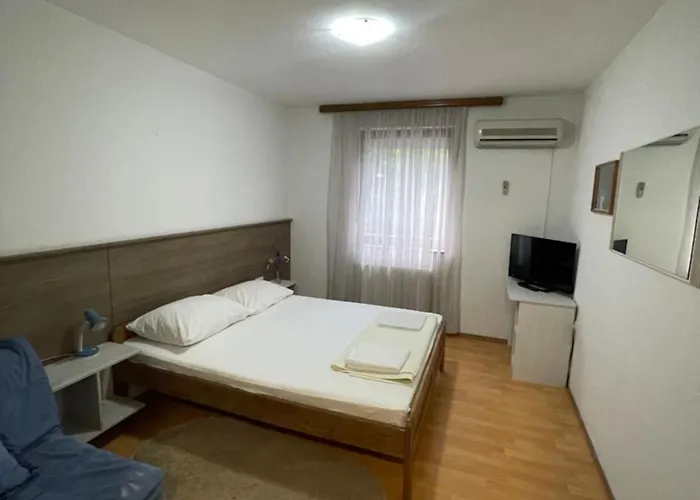 Bed & Breakfast Elas