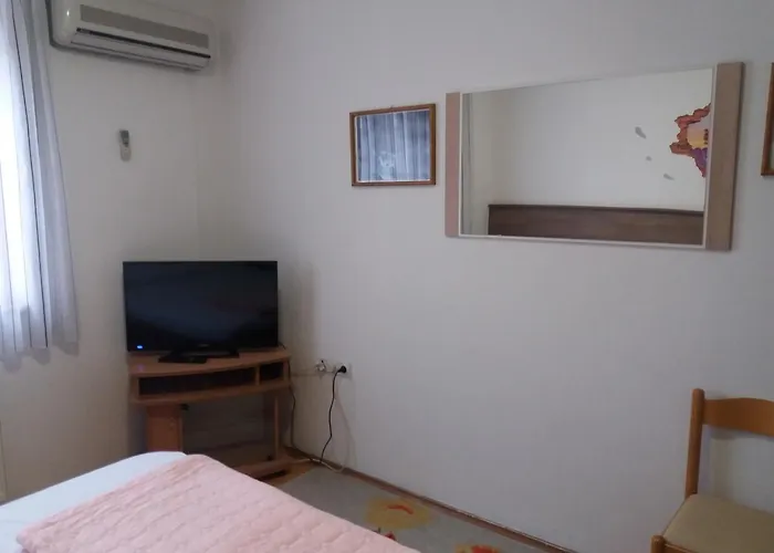 Bed & Breakfast Elas